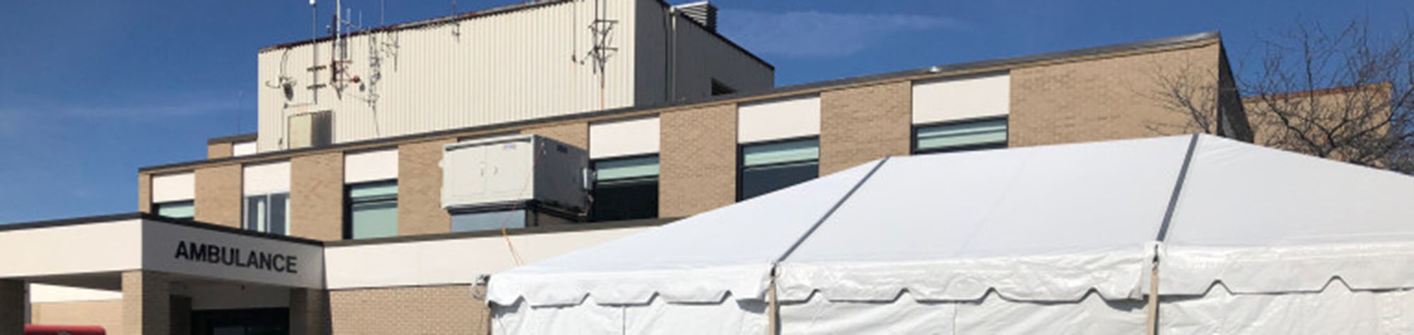 Emergency tent in front of hospital.